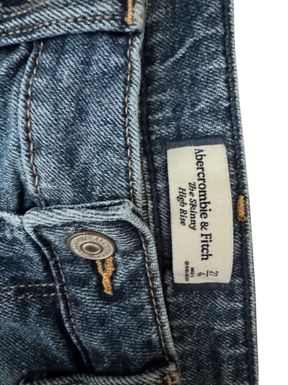 Abercrombie & Fitch High-Rise Skinny Jeans | 27 / 4R - Picture 6 of 7